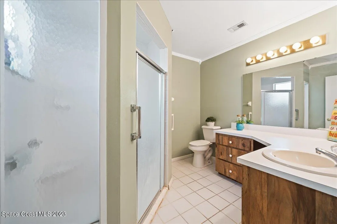 Photo of 809 Pine Valley Court