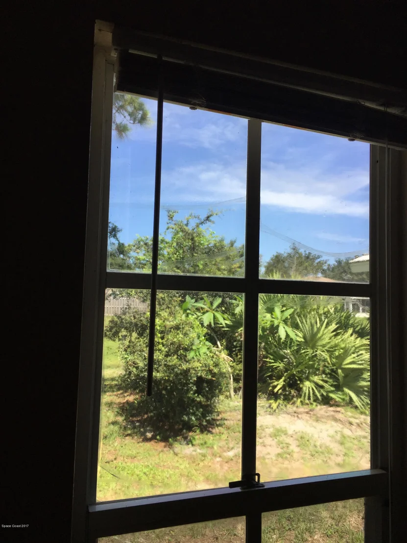 Photo of 1091 Goldenrod Circle NE