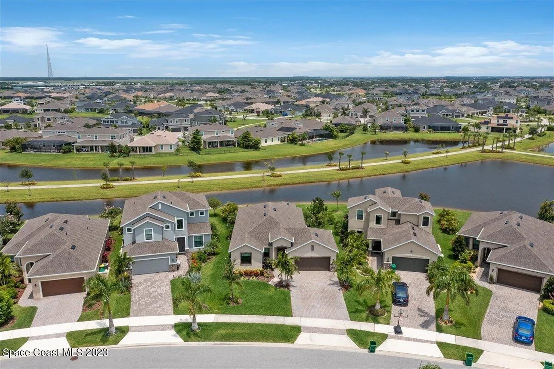 Photo of 7663 Poulicny Lane