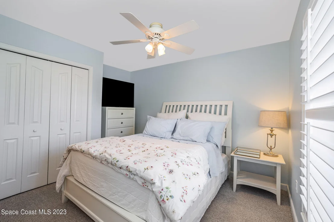 Photo of 320 2nd Avenue