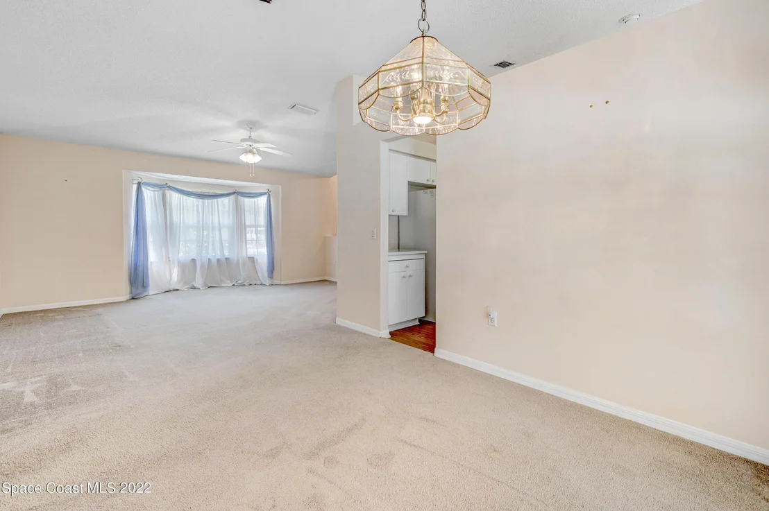 Photo of 821 Potomac Drive