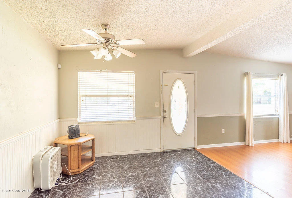 Photo of 28 W Azalea Circle
