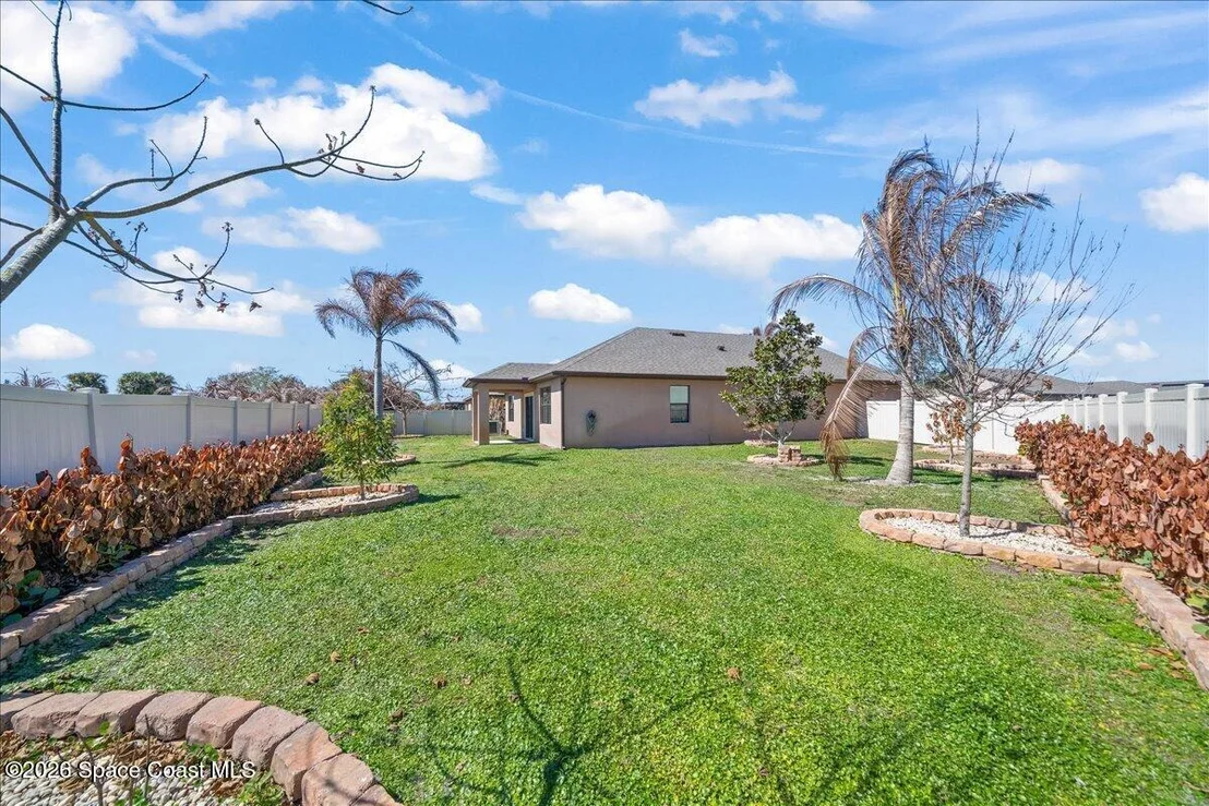 Photo of 7499 Tourmaline Drive