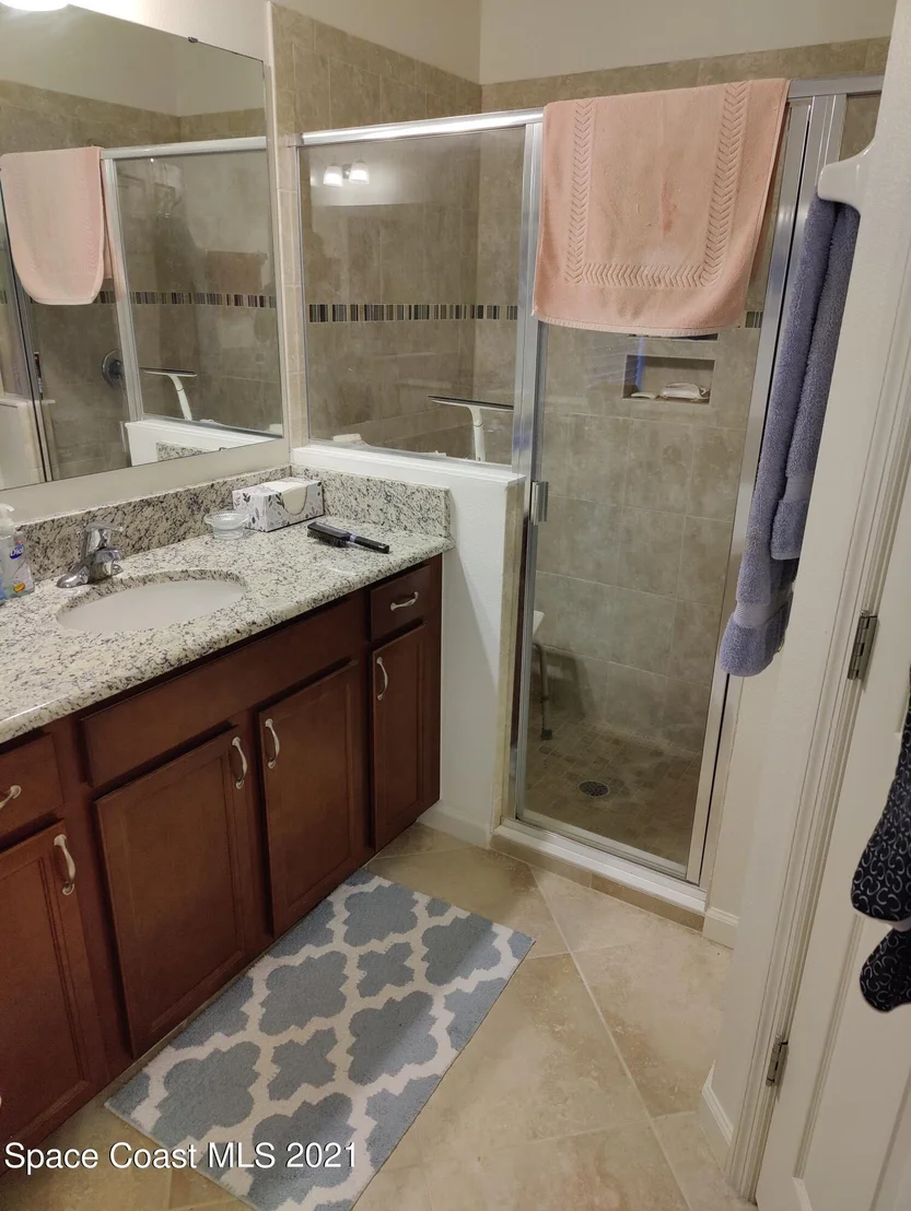 Photo of 571 Trymore Drive SE