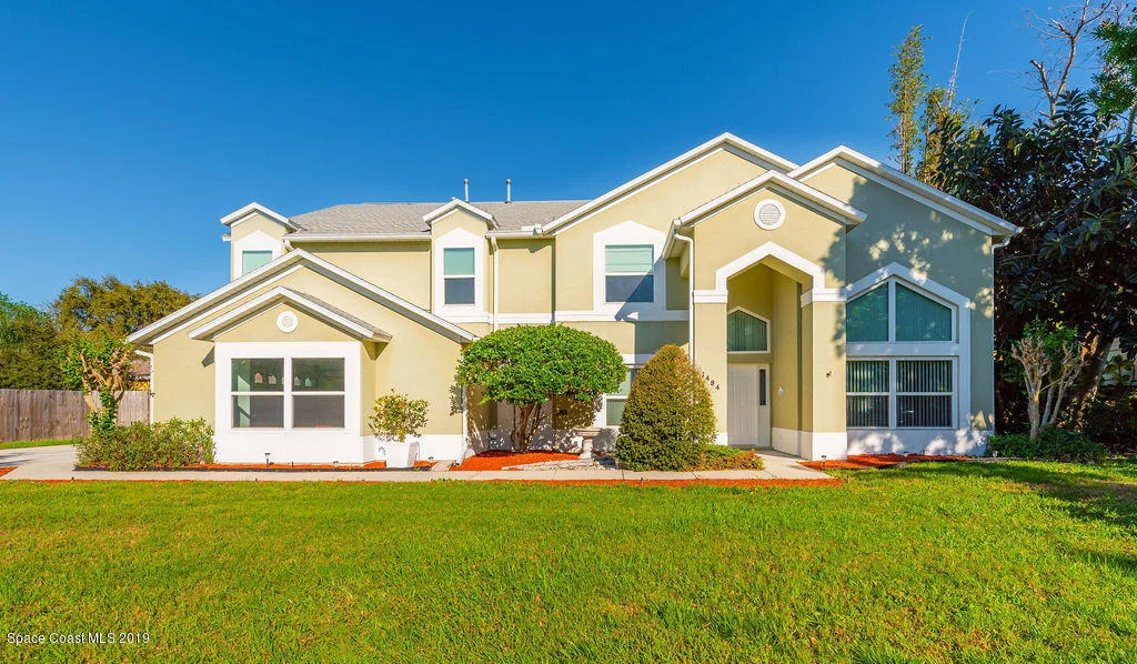 Photo of 1484 Wellington Circle