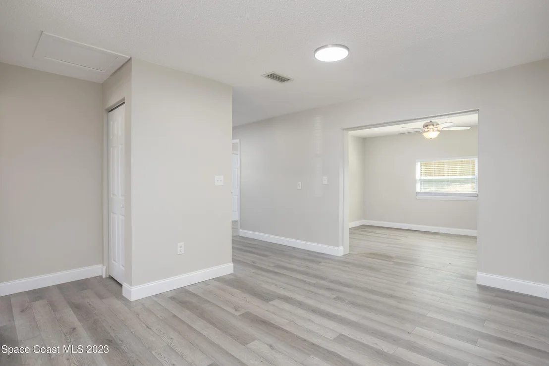 Photo of 34 Knollwood Drive