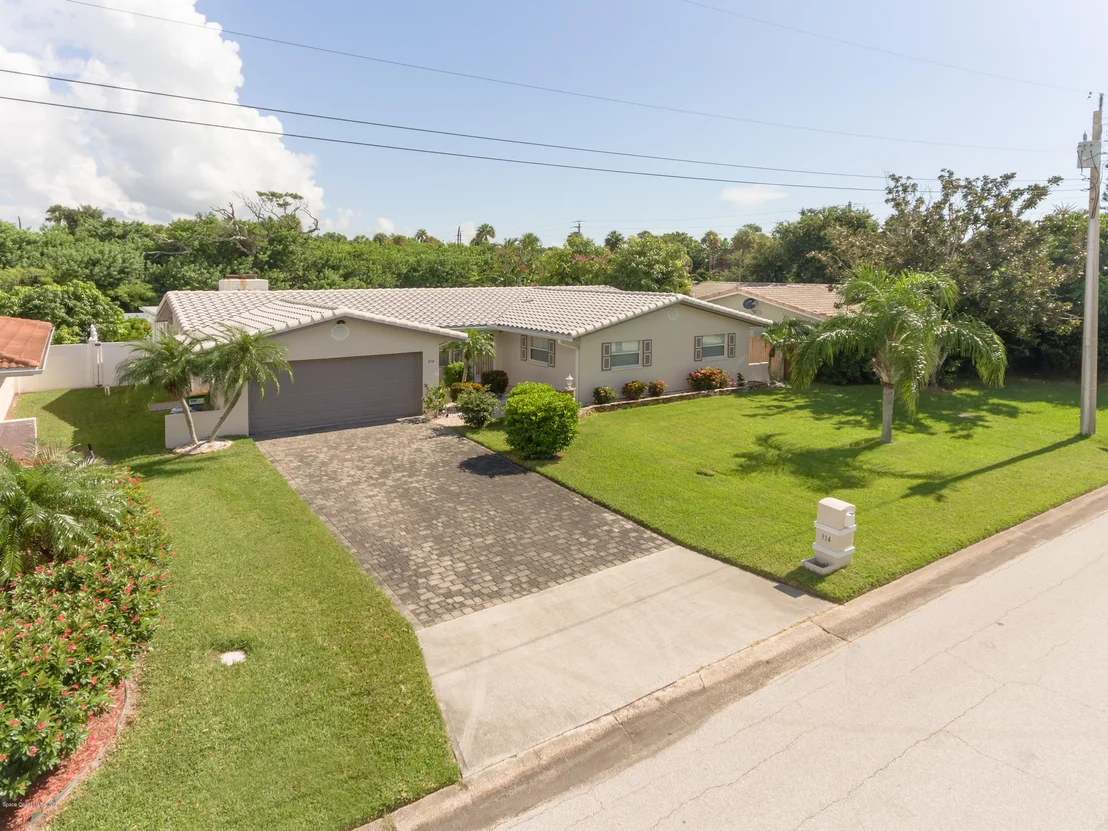 Photo of 314 Brightwaters Drive