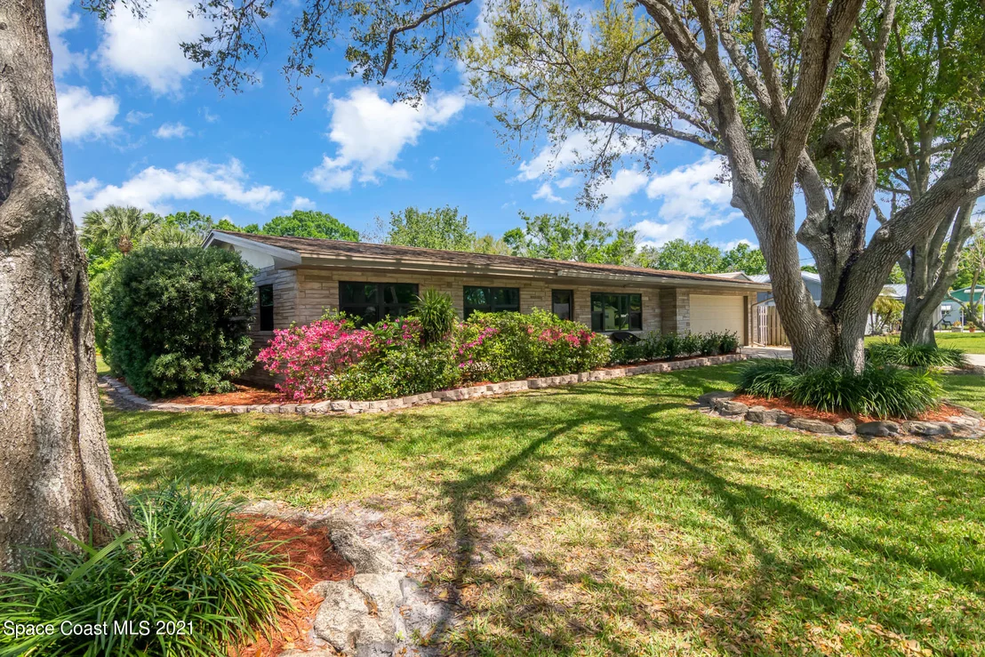 Photo of 1744 Trimble Road