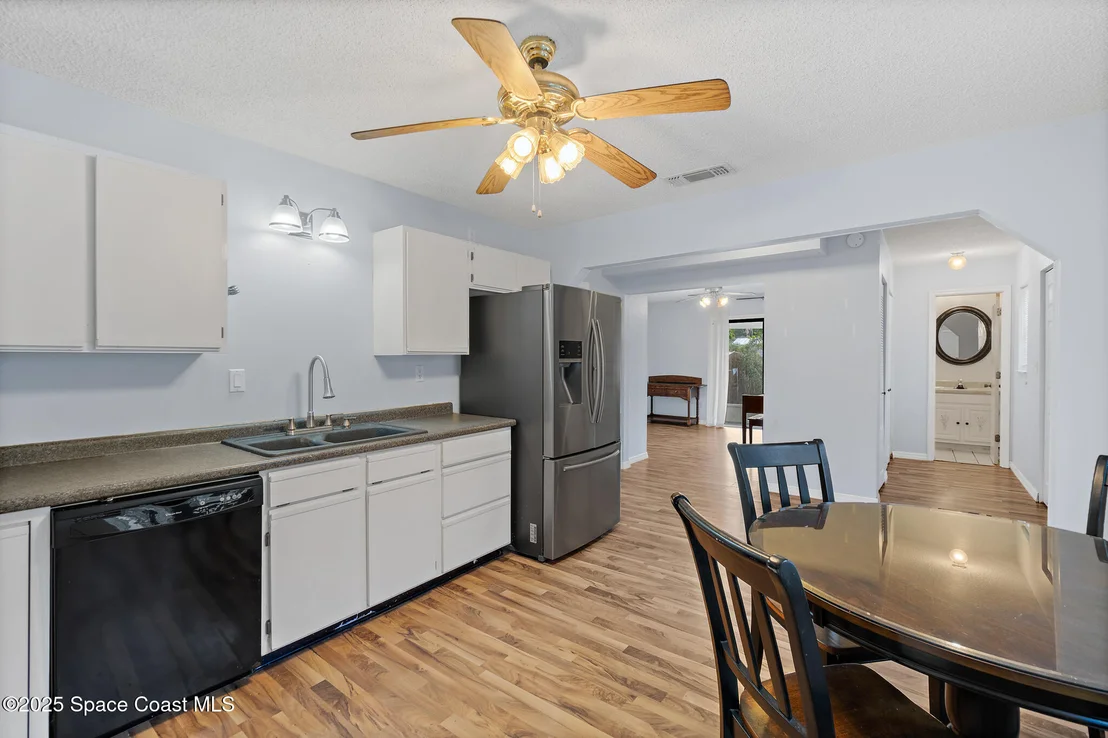 Photo of 6215 Balboa Street