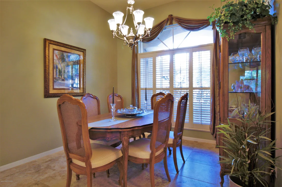 Photo of 1015 Starling Way