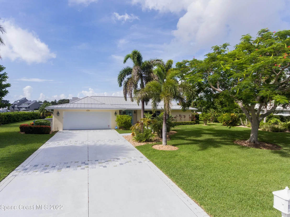 Photo of 1985 Windward Way