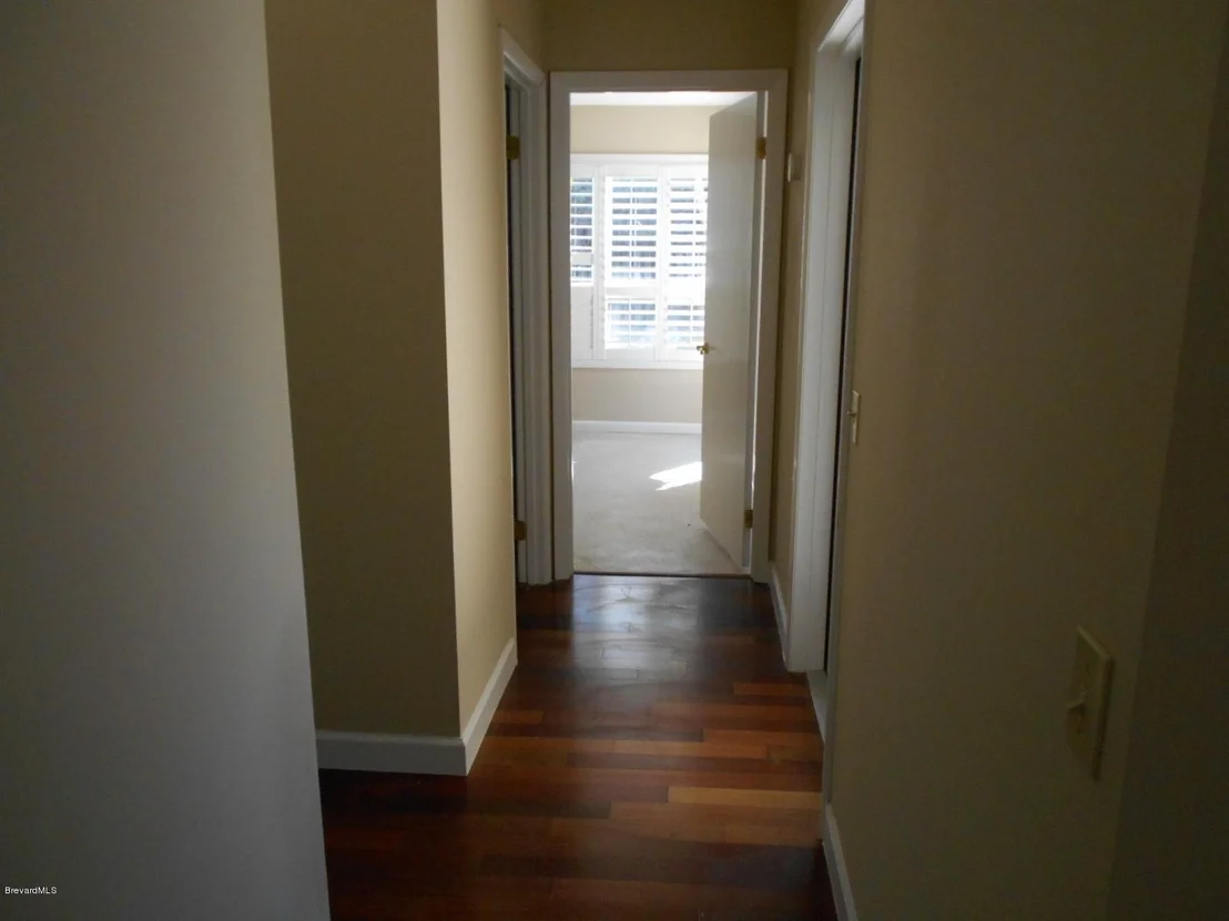 Photo of 541 Nightingale Drive