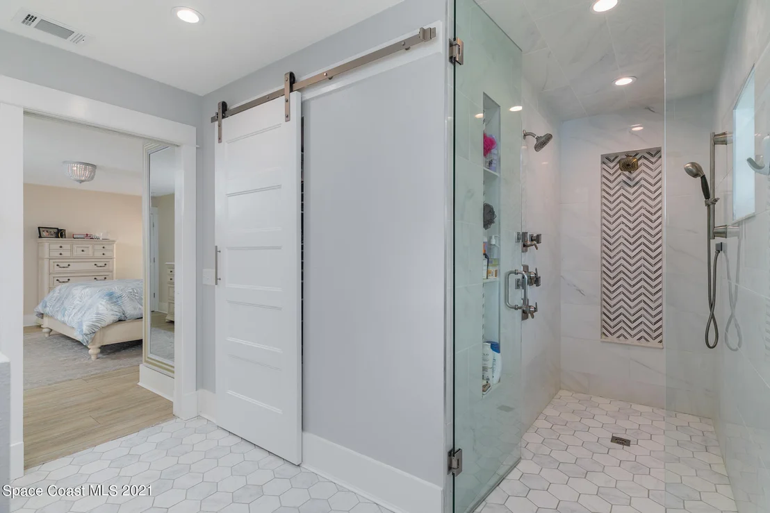 Photo of 207 Birch Avenue