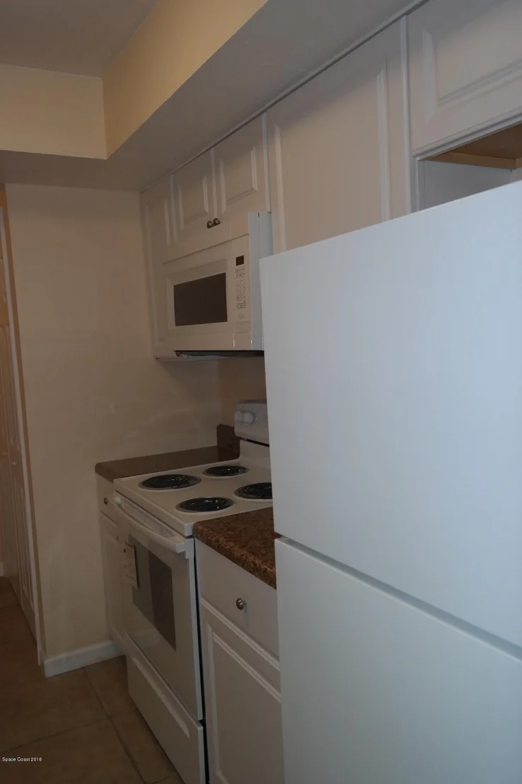 Photo of 984 Kings Post Road