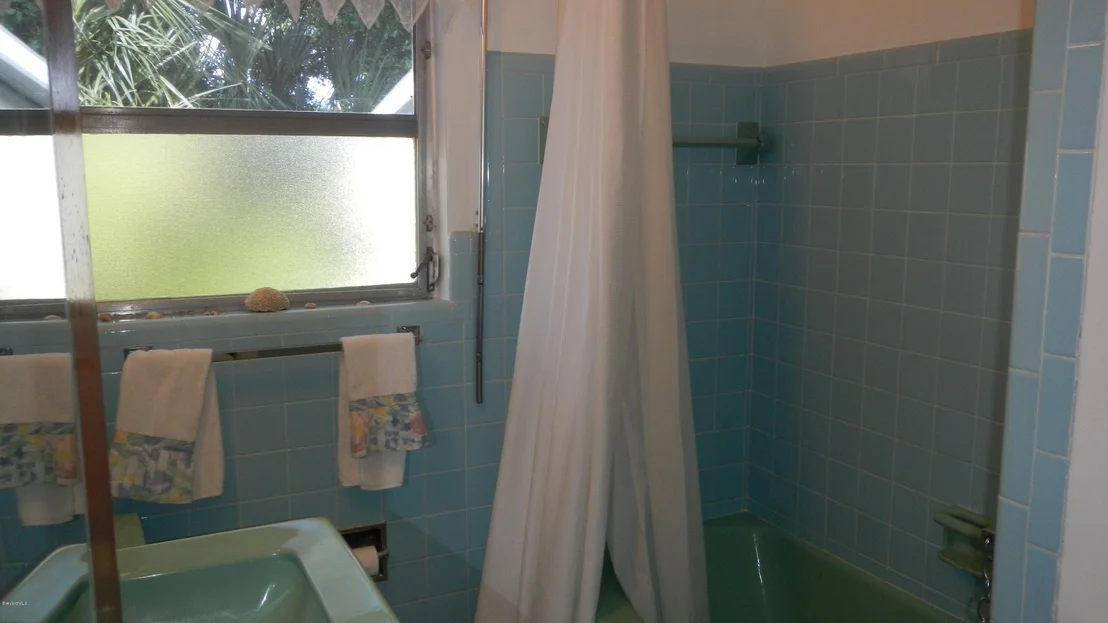 Photo of 860 Indian River Drive