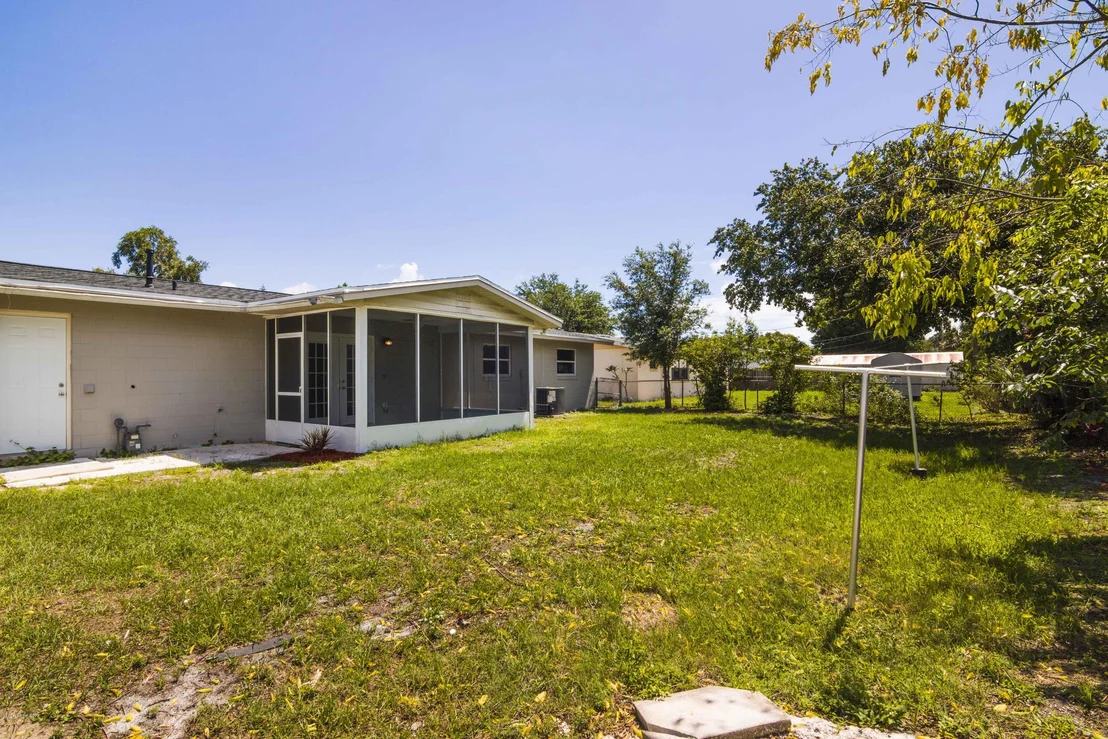 Photo of 2469 Dianne Drive