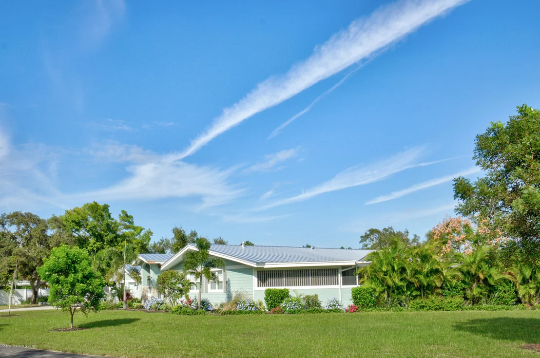 Photo of 905 Magnolia Drive