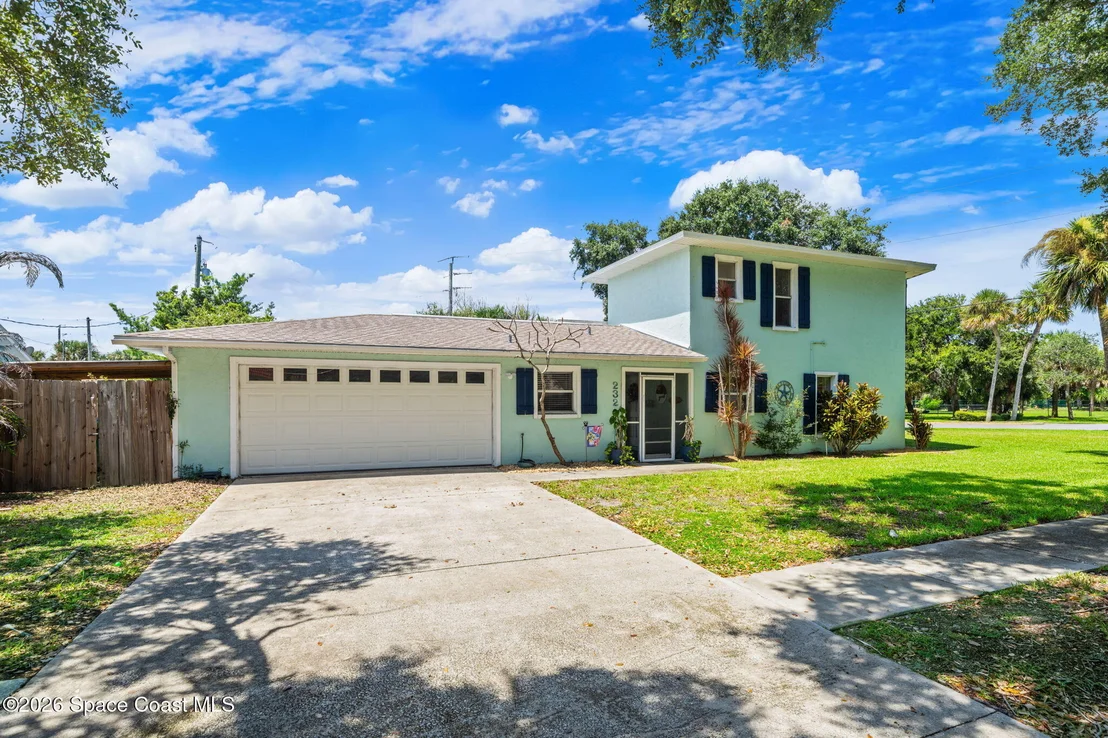 Photo of 232 Circle Drive