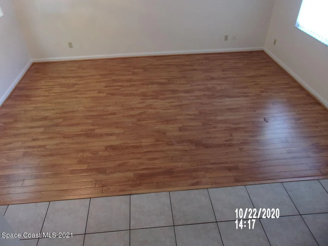 Photo of Unit 2 at 1880 Murrell Road