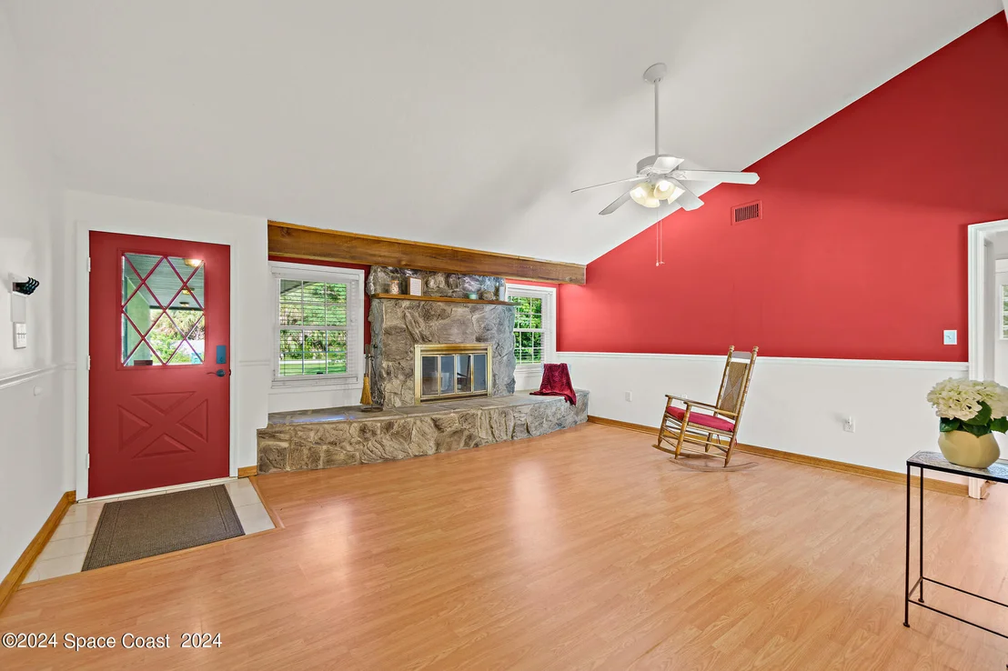 Photo of 3893 Burton Road
