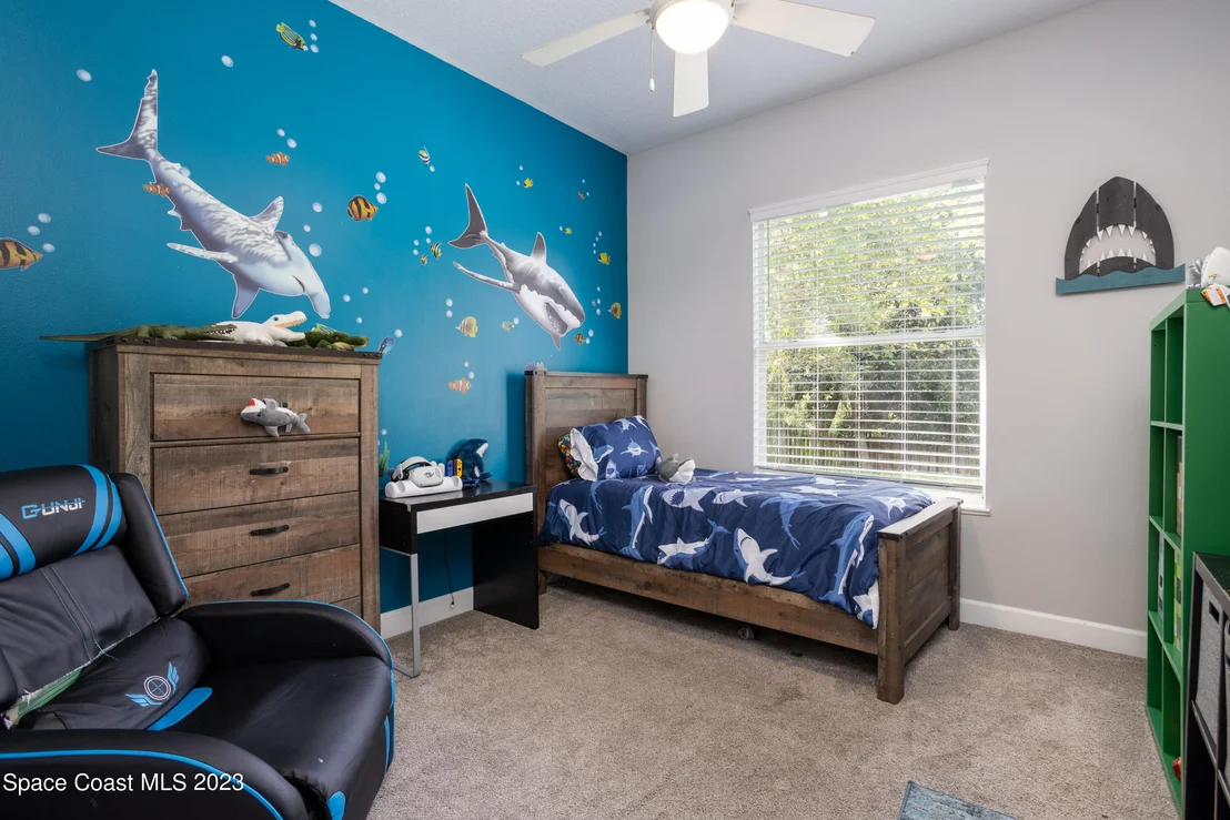 Photo of 1647 Auburn Lakes Drive