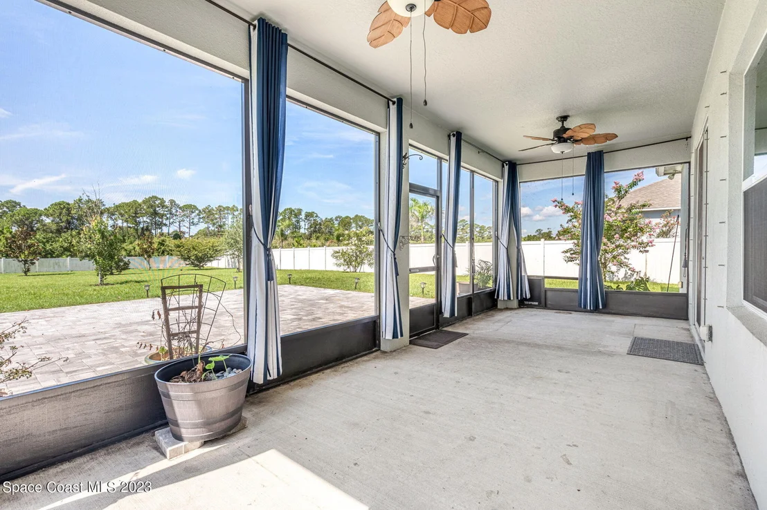 Photo of 3521 Breezy Point Lane
