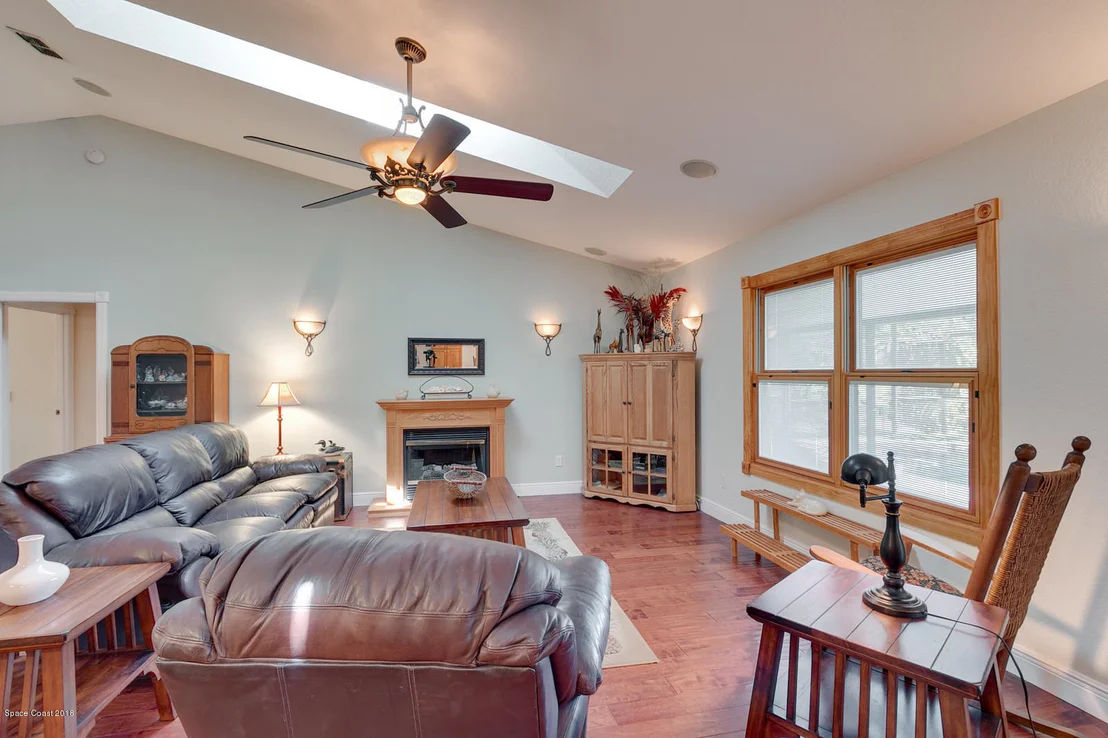 Photo of 625 Sandpiper Circle