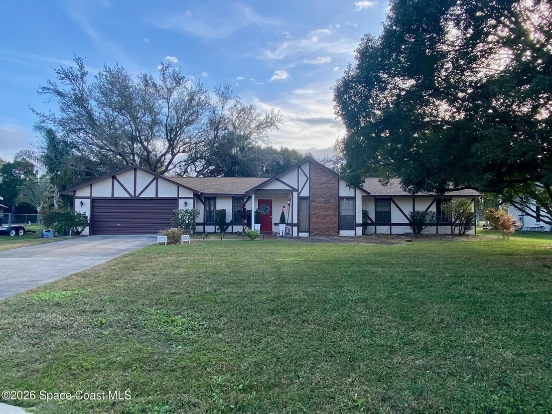 Photo of 3256 Fairview Drive