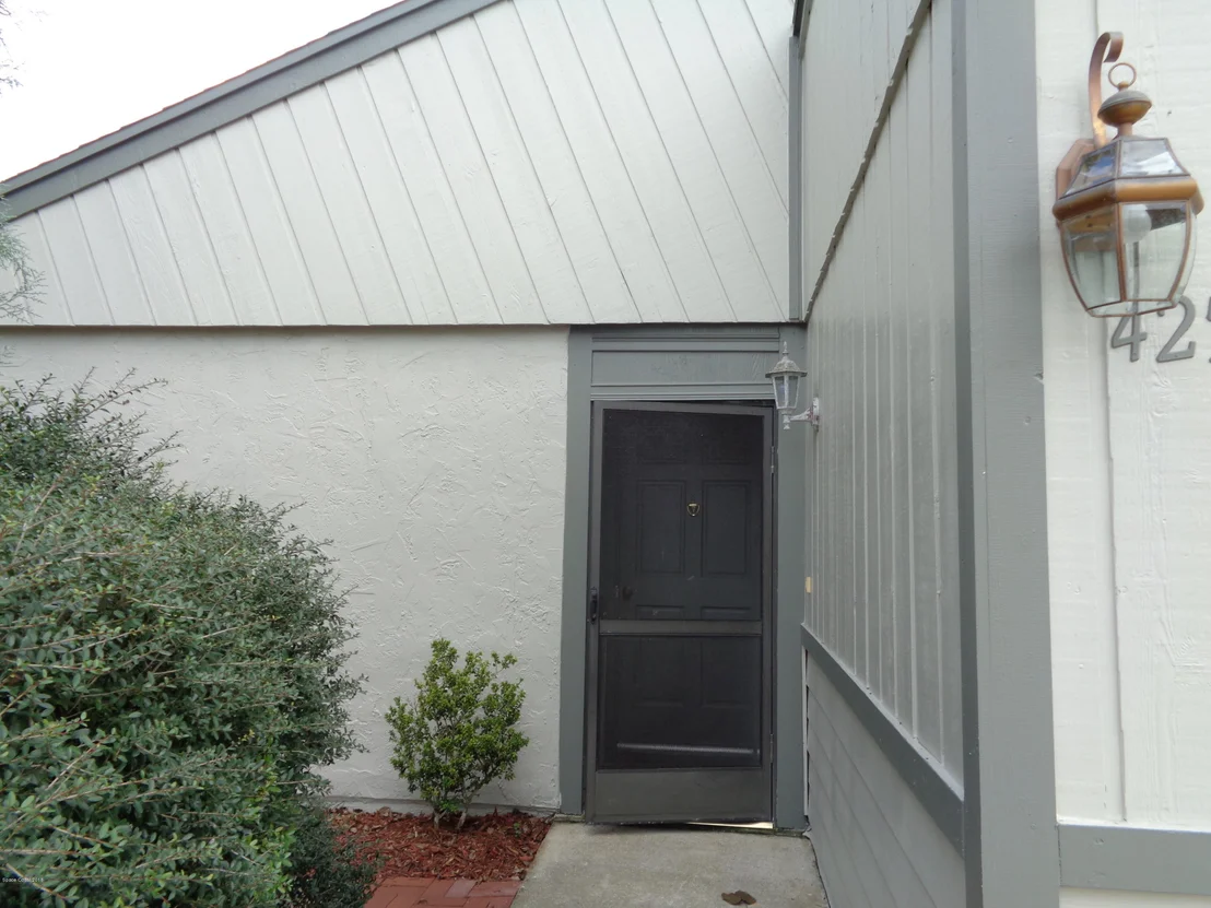Photo of 425 Willow Tree Drive