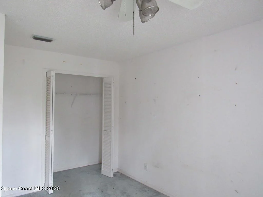 Photo of 942 Bimini Avenue