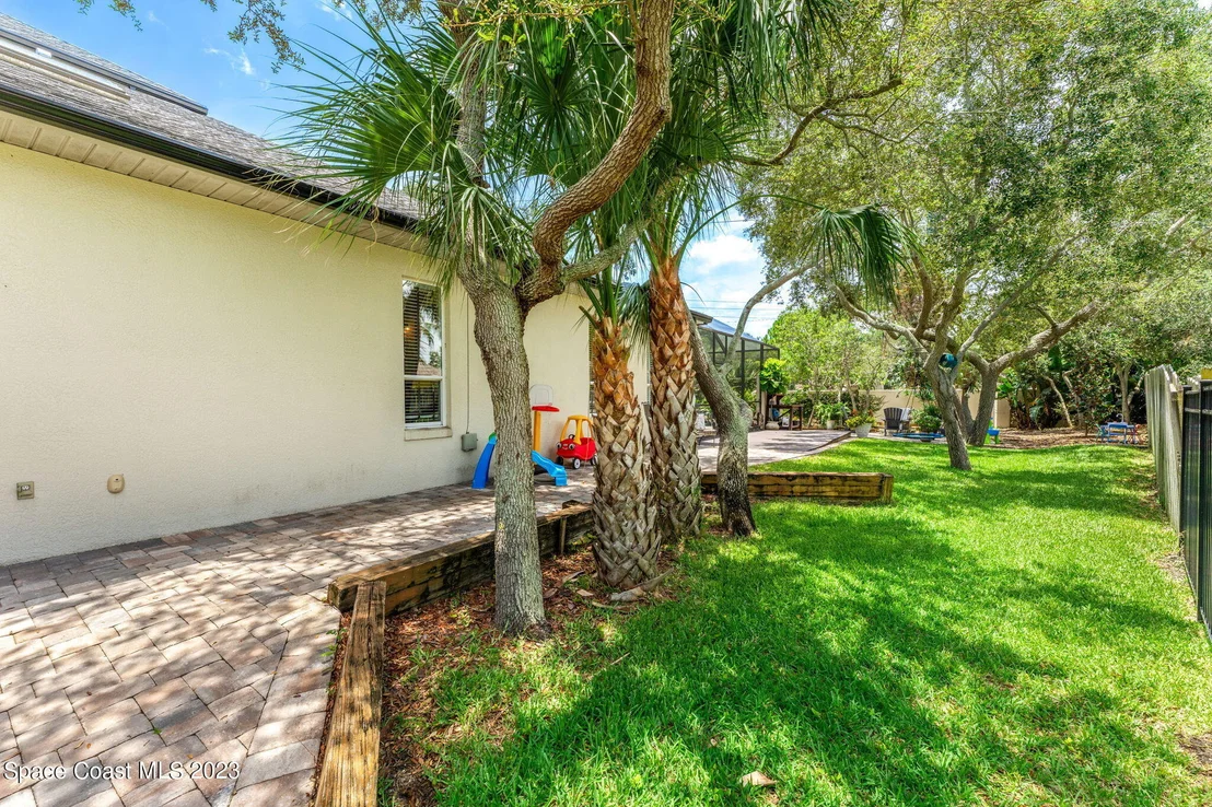 Photo of 891 Peregrine Drive