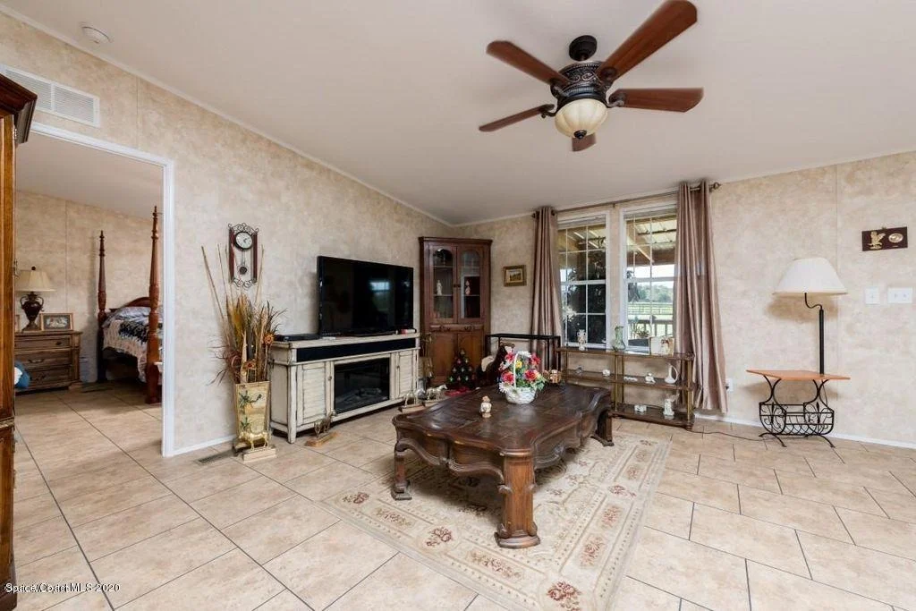 Photo of 2564 Smitty Road