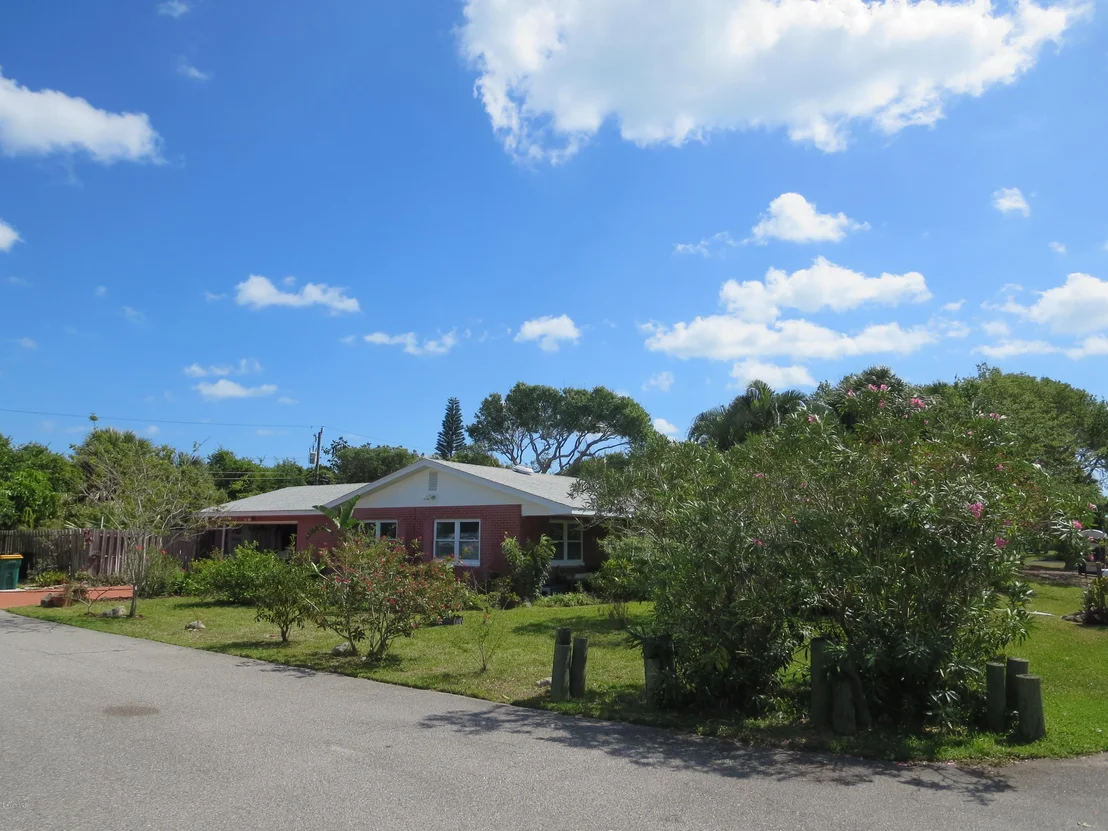 Photo of 180 Heron Drive