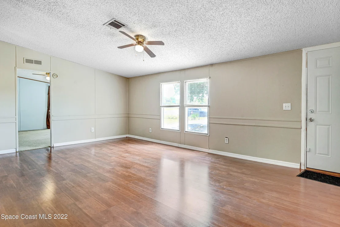 Photo of 560 Camp Road