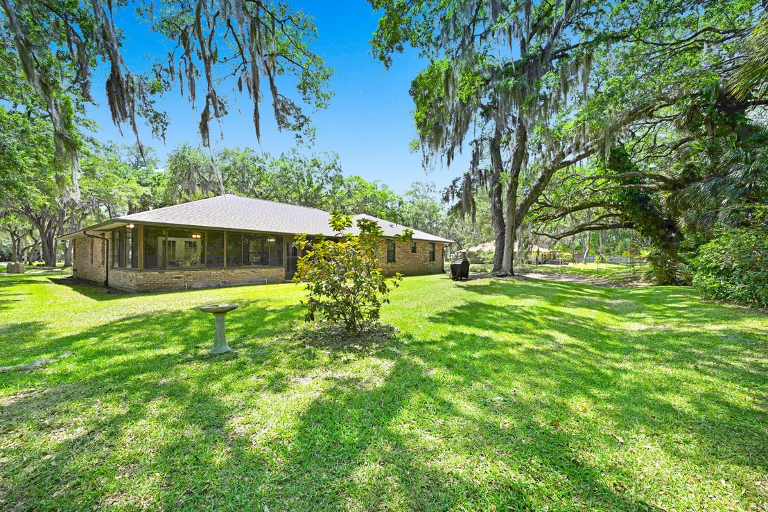 Photo of 1845 Whispering Oaks Circle
