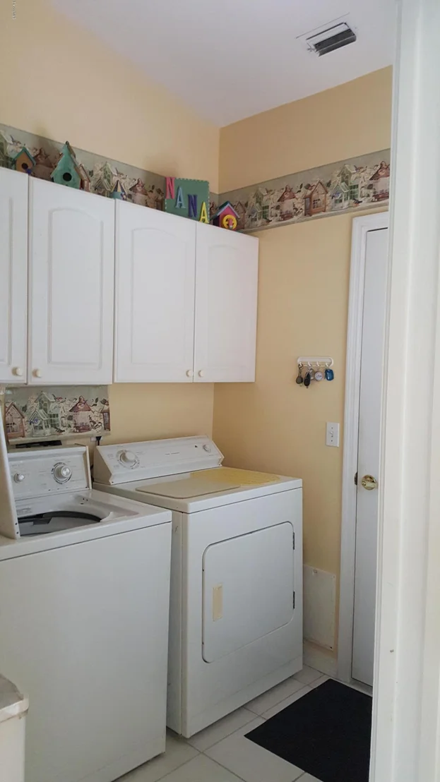 Photo of 7672 Candlewick Drive