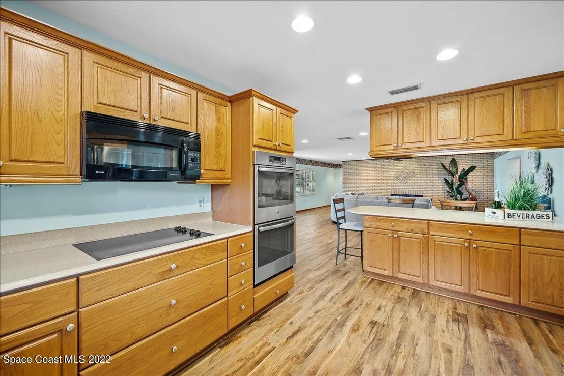 Photo of 1811 Rockledge Drive