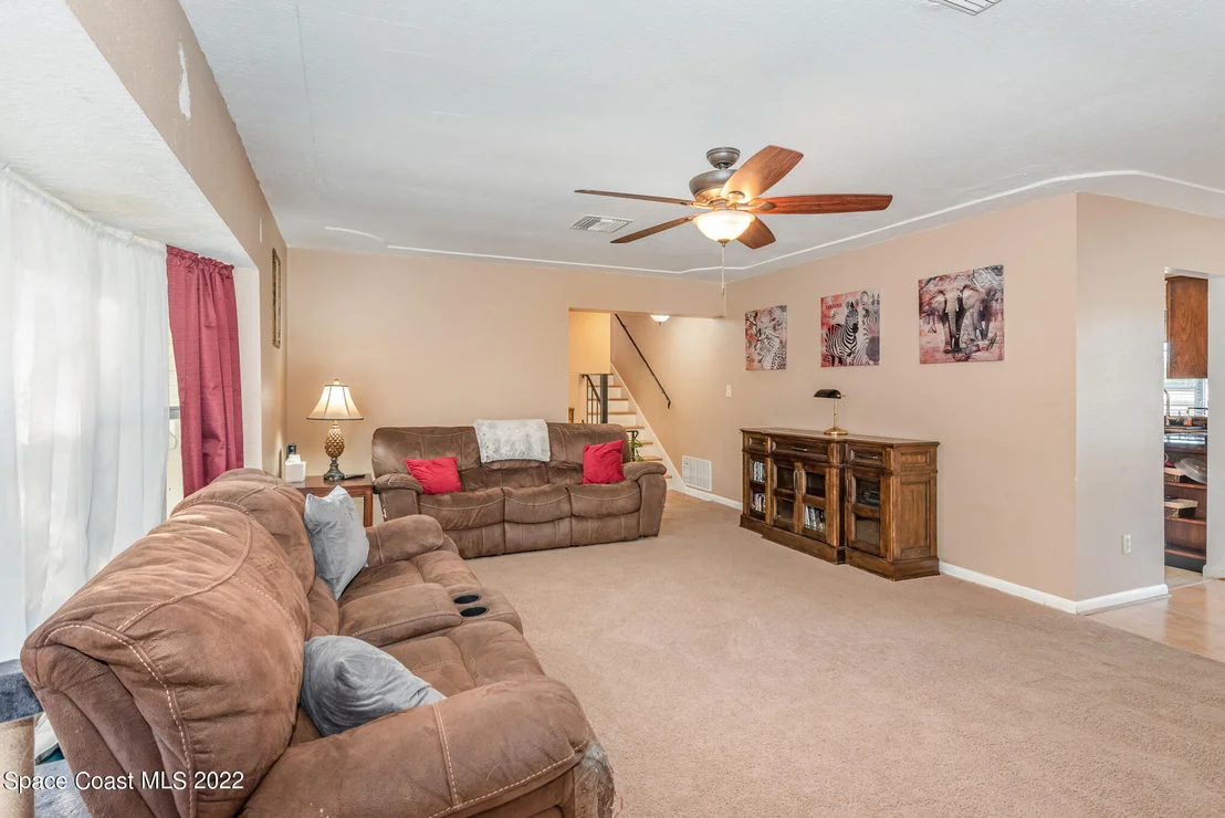 Photo of 384 Chester Drive
