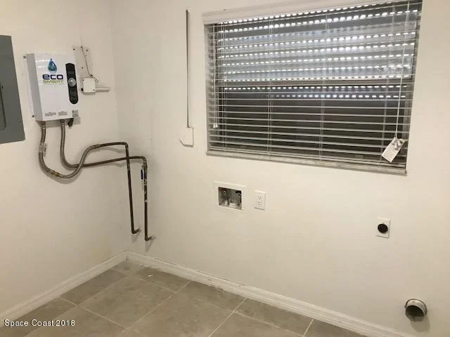 Photo of 838 Hampton Drive NE
