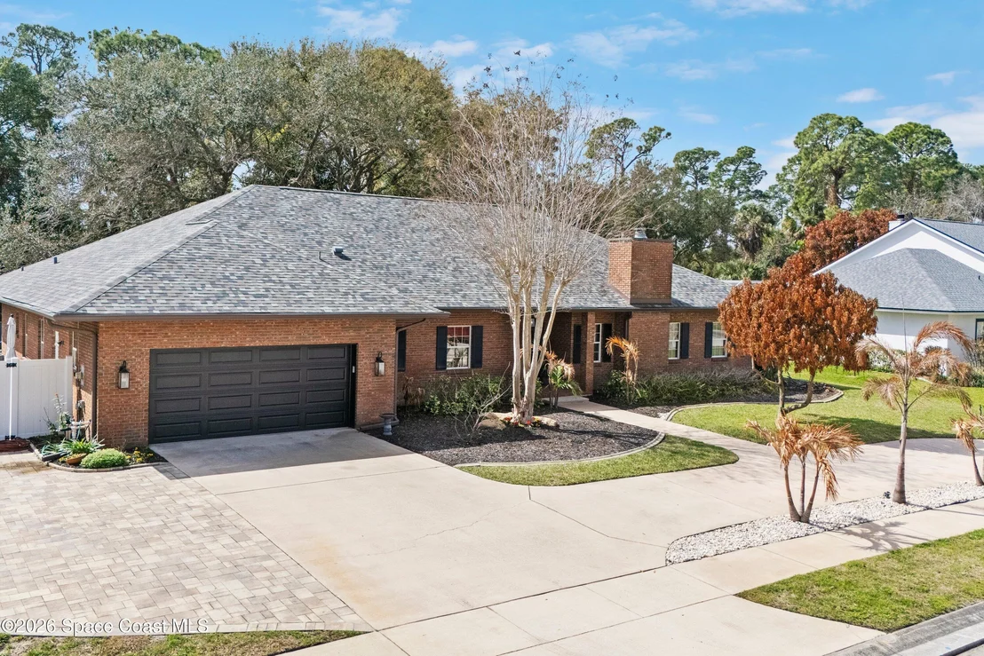 Photo of 572 Lake Ashley Circle