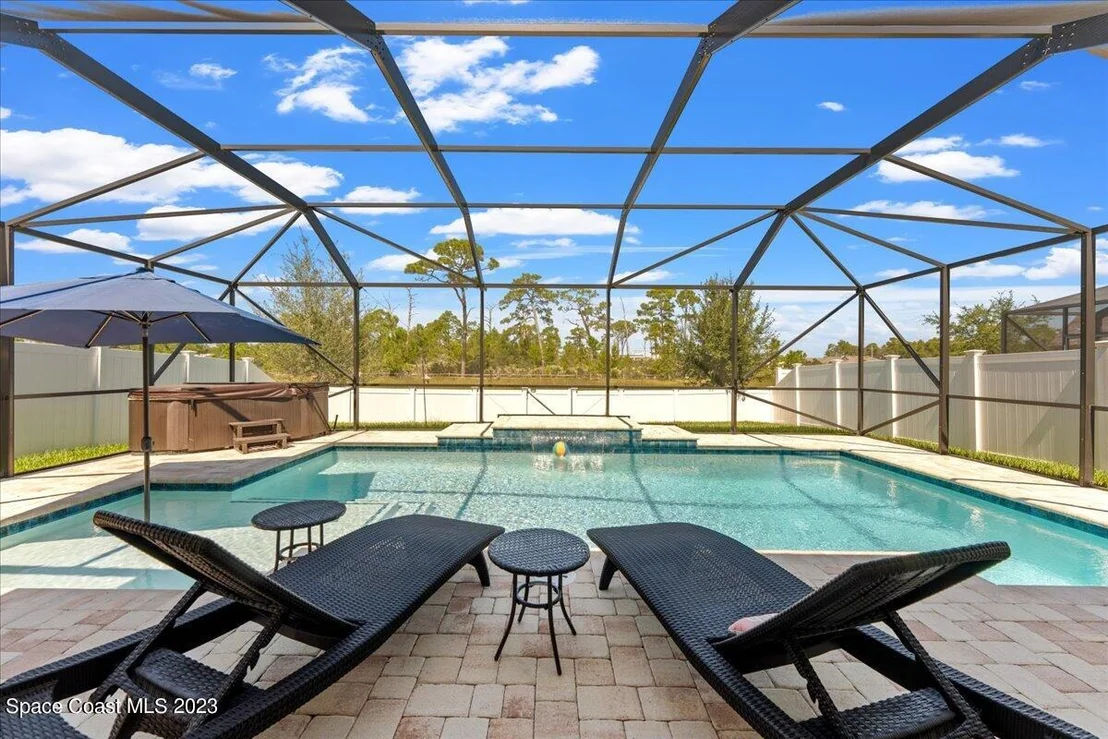 Photo of 922 Peta Way