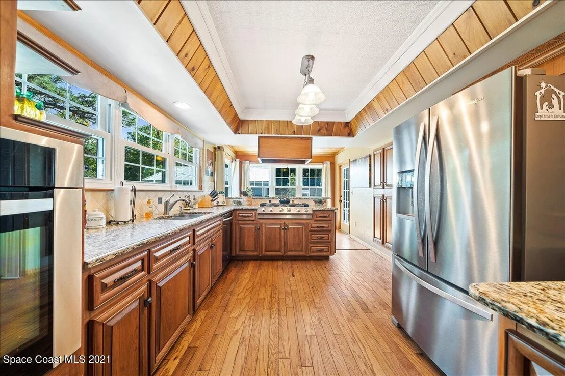 Photo of 1825 Eva Lane
