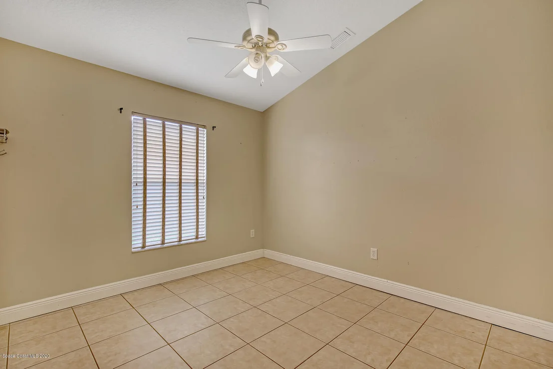 Photo of 2371 Bridgeport Circle