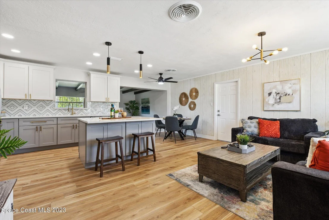 Photo of 135 Melaleuca Drive