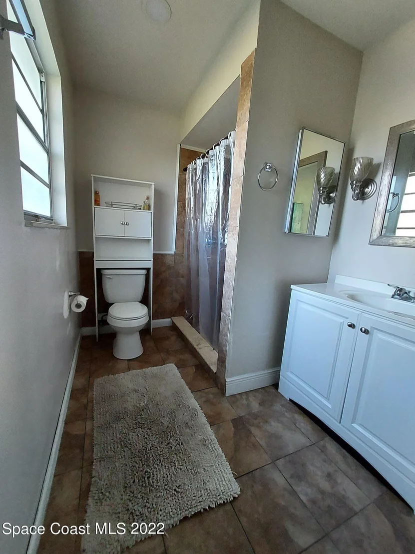 Photo of 1423 Cindy Circle NE