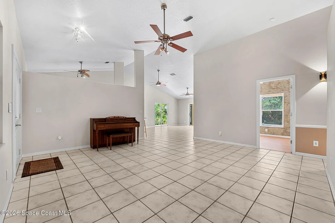 Photo of 275 Ibis Drive