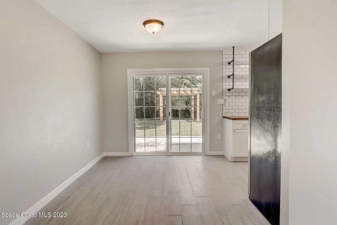 Photo of 2512 N Palm Drive