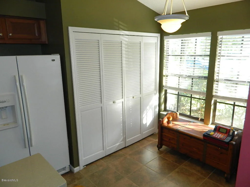 Photo of 1242 Walnut Grove Way