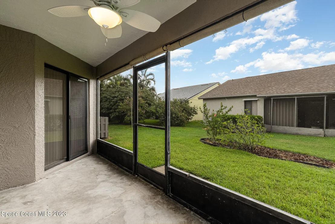Photo of 504 Oak Mont Place