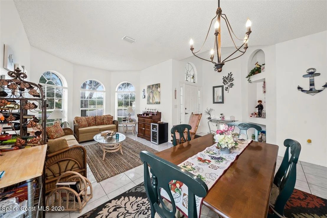 Photo of 2486 Hidden Pine Lane NE